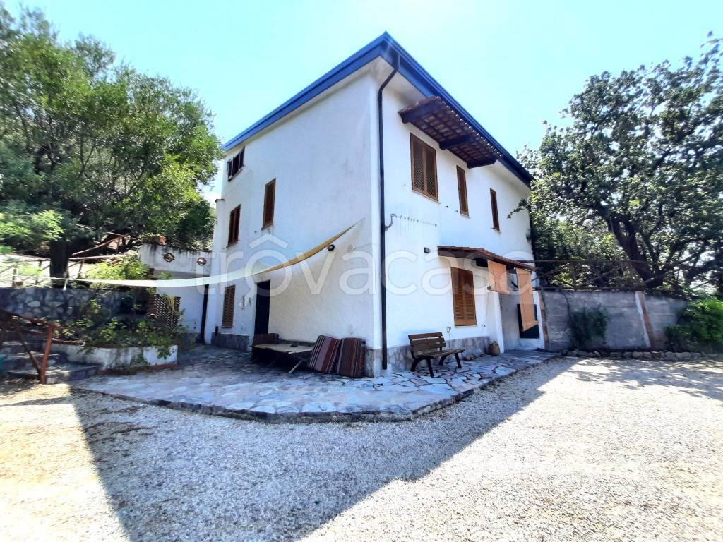 Villa Bifamiliare in vendita a Pisciotta via Valle Serena, 18