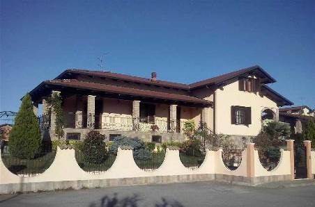 Villa Bifamiliare in in vendita da privato a Livorno Ferraris via Giovan Battista Grassi, 12