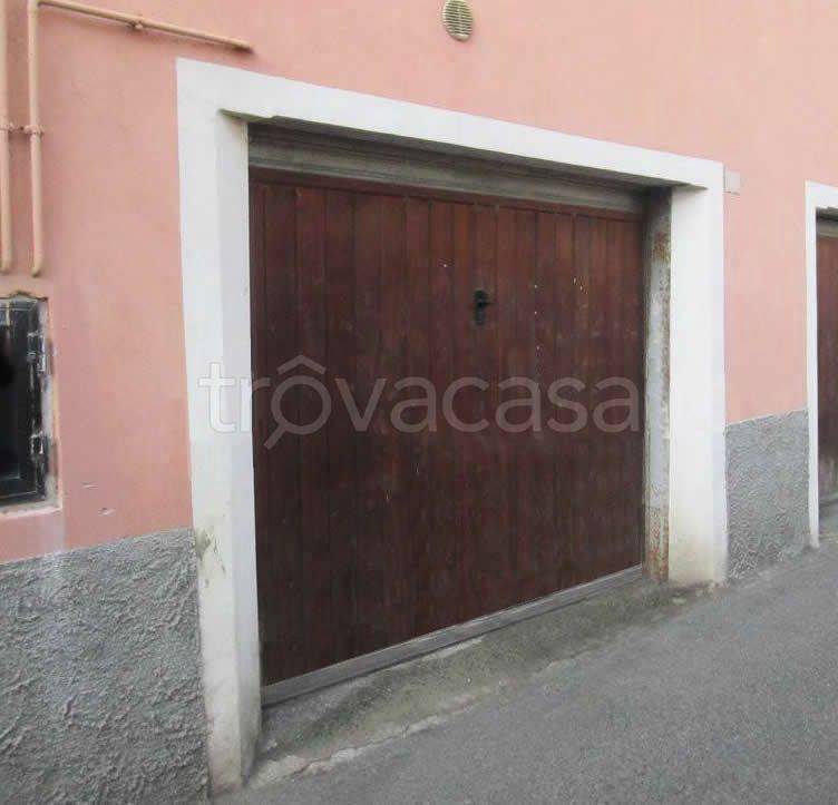 Garage in vendita a Ovada via Bisagno