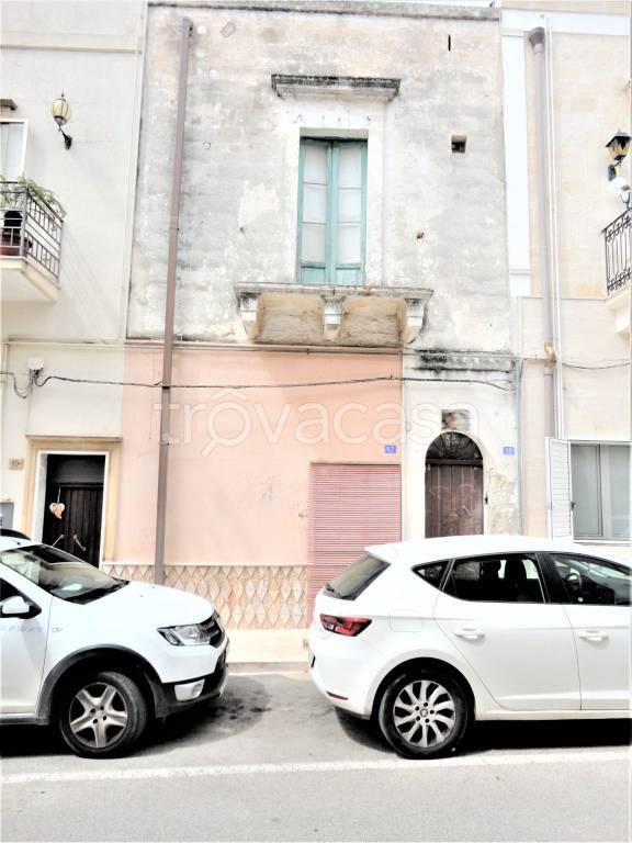 Appartamento in vendita a Montemesola via Dante Alighieri, 17