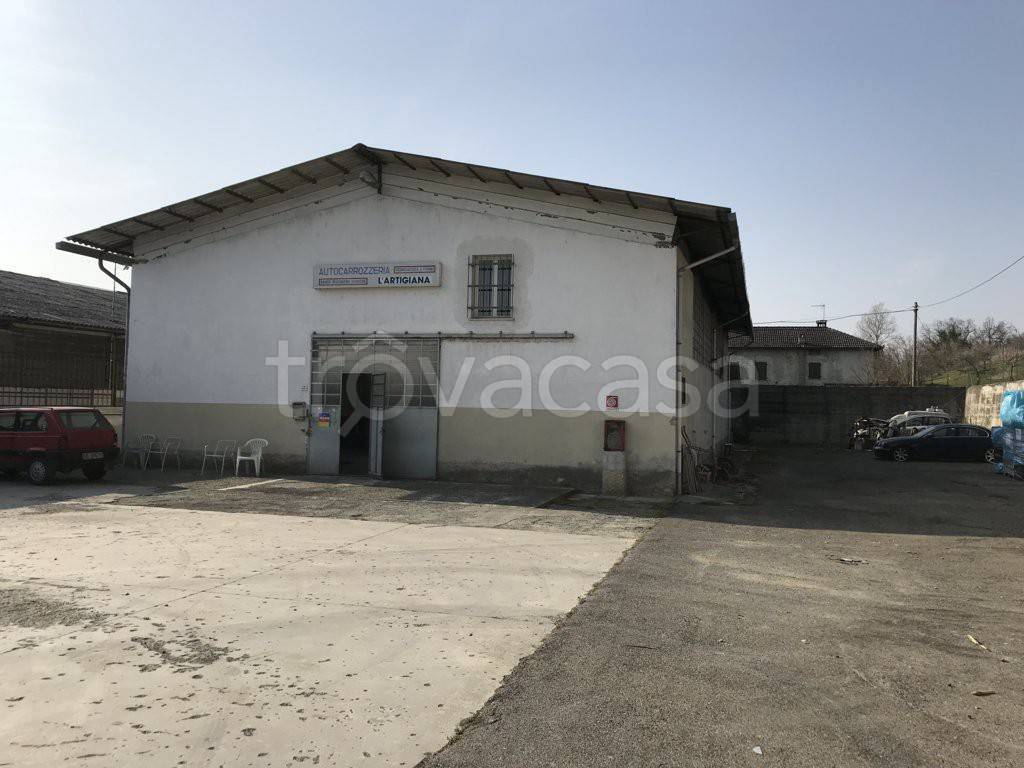 Capannone Industriale in vendita a Ovada strada Rocca Grimalda, 47