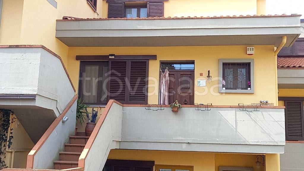 Appartamento in in vendita da privato a Greve in Chianti via Paolo Mantegazza, 28