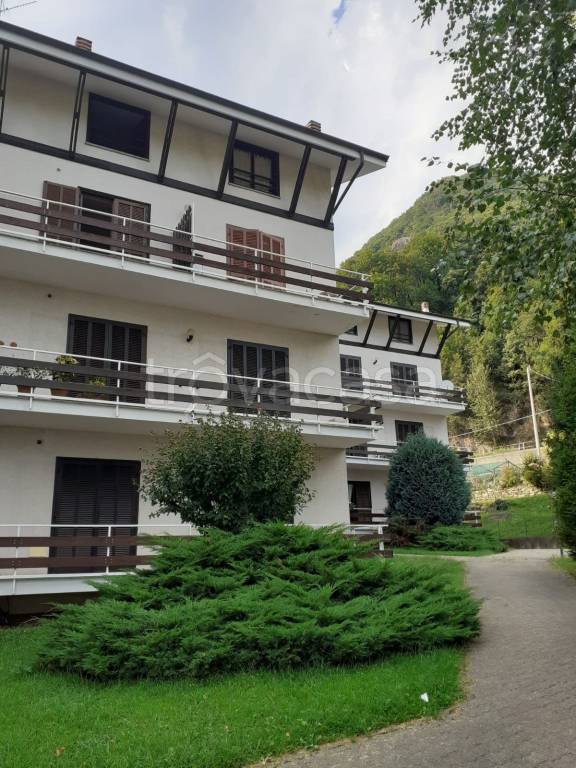 Appartamento in in vendita da privato a Pont-Canavese via Santa Maria, 37