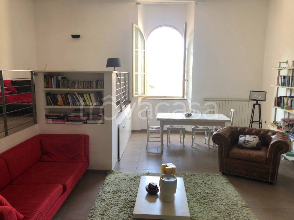 immagine annuncio 1 di 8