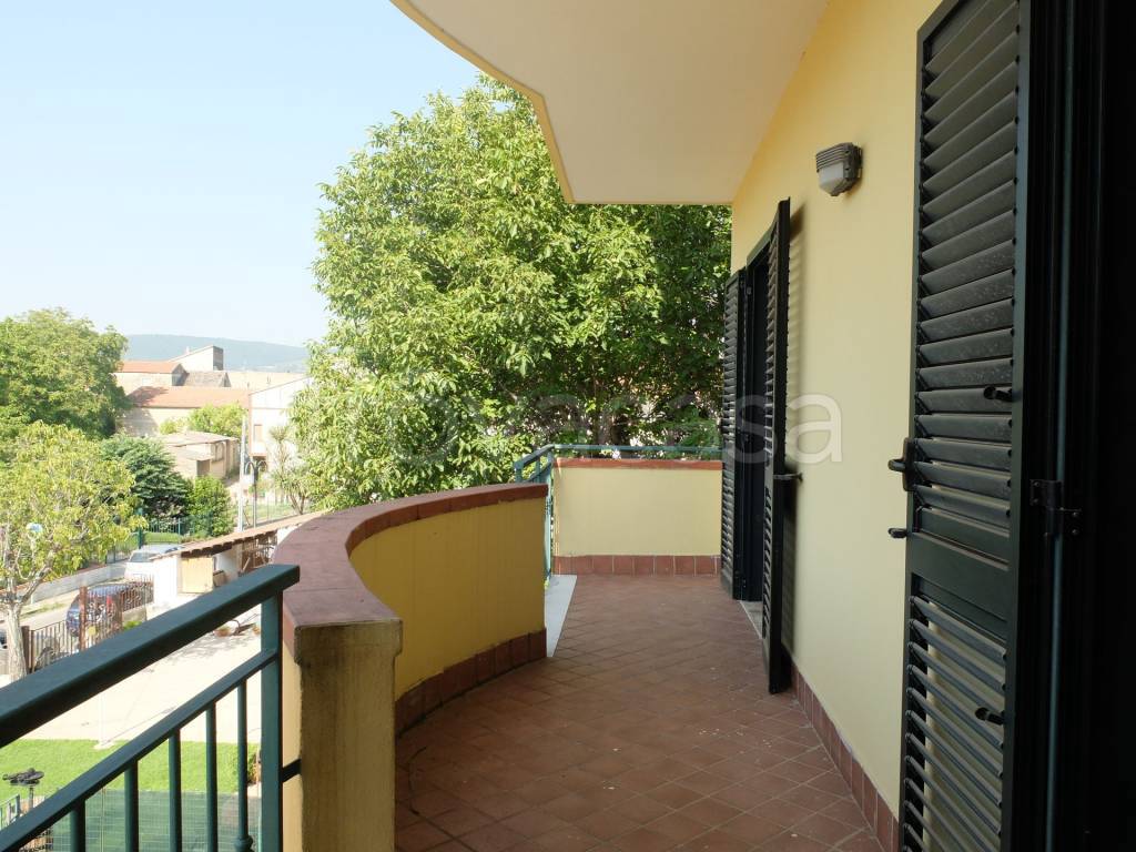 Appartamento in vendita ad Amorosi via Cavarena, 35, 82031 Amorosi bn, Italia