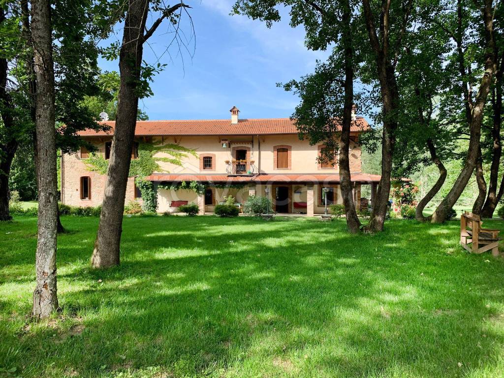 Casale in vendita a Tagliolo Monferrato sp172