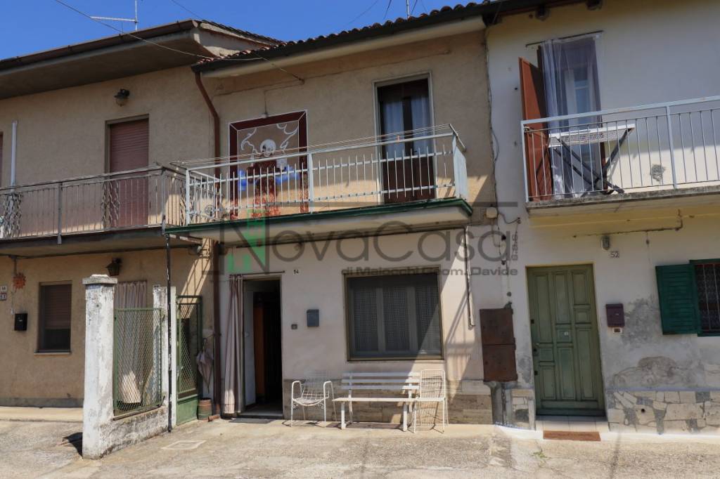 Appartamento in vendita a Corno Giovine via Giuseppe Garibaldi, 54