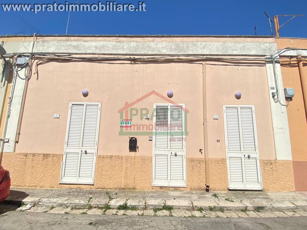 Casa Indipendente in vendita a Squinzano via Duca degli Abbruzzi, 64