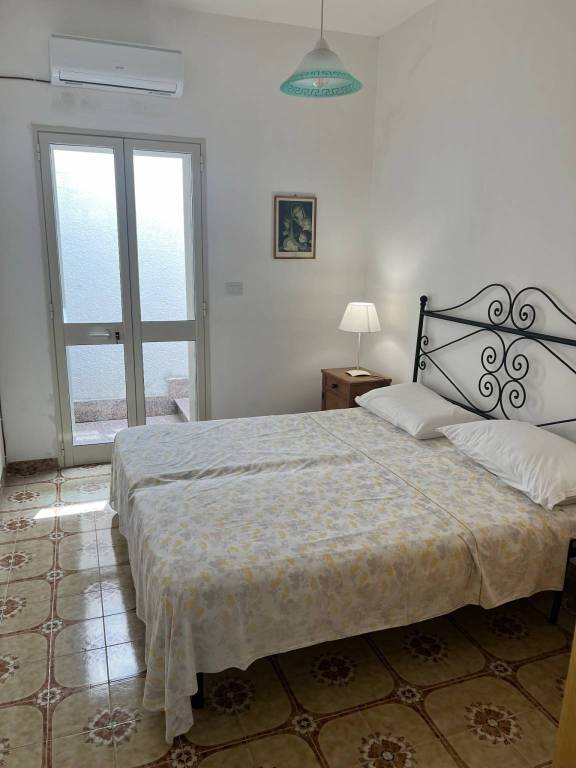 Appartamento in in affitto da privato a Santa Cesarea Terme via Brenta, 21