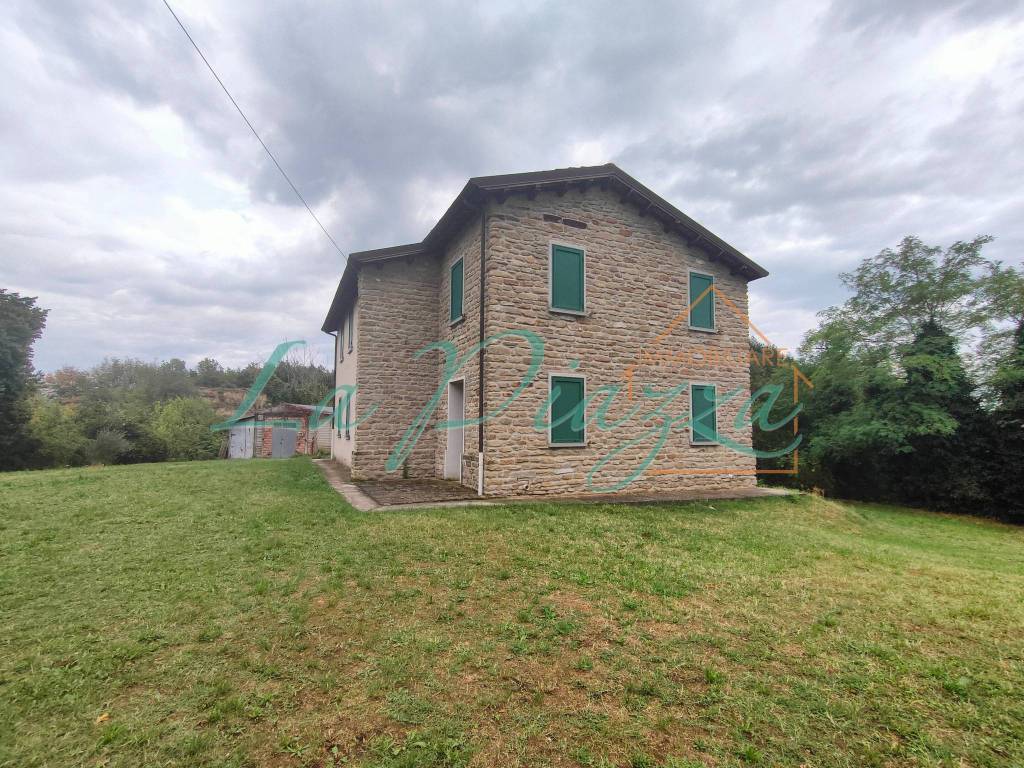Villa in vendita a Casola Valsenio via Settefonti, 13
