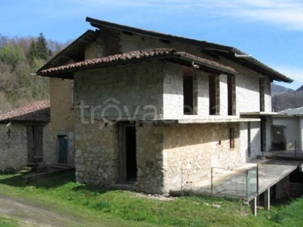 Casa Indipendente in vendita a Bracca via Bracca Centro, 5
