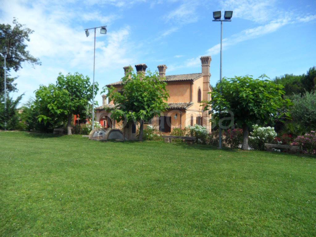 Villa Bifamiliare in vendita a Potenza Picena contrada Molino Vecchio