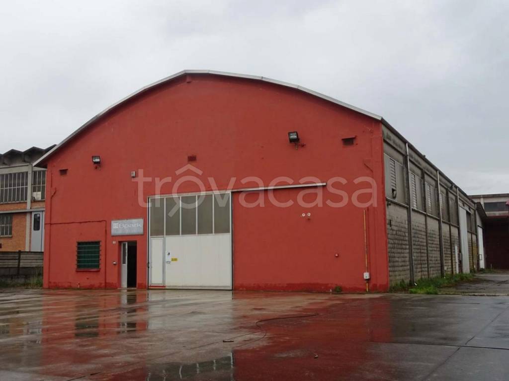 Capannone Industriale in vendita a Melara via Corno, 7