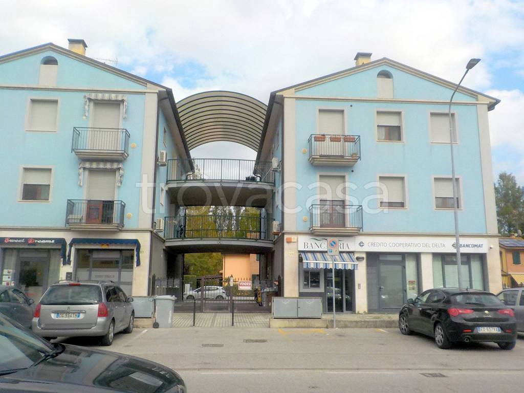 Appartamento in vendita a Mesola piazza Vittorio Veneto, 121