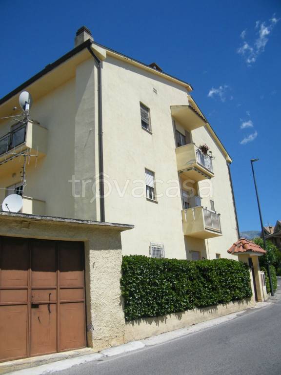 Appartamento in vendita ad Alatri via San Francesco di Fuori, 1