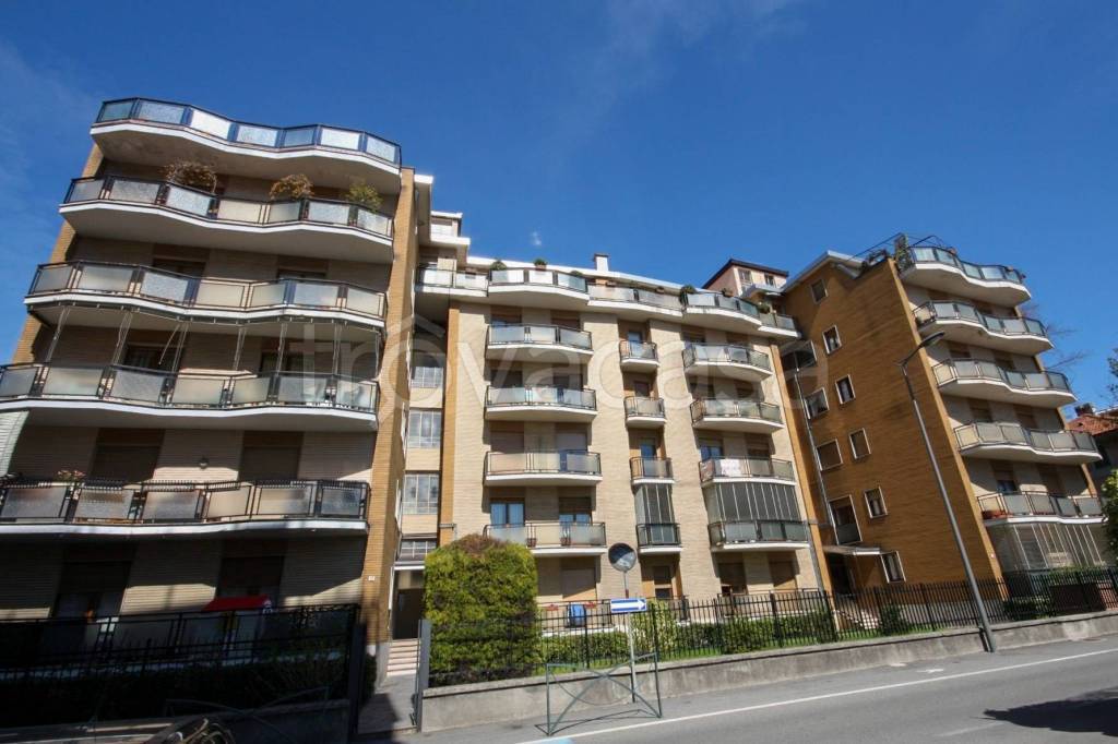 Appartamento in vendita a Borgosesia via Nicolao Sottile, 18