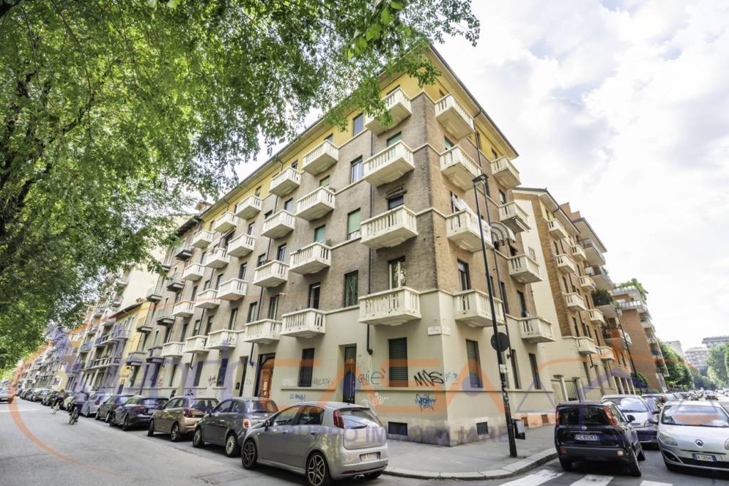 Appartamento in vendita a Torino corso Trapani, 124