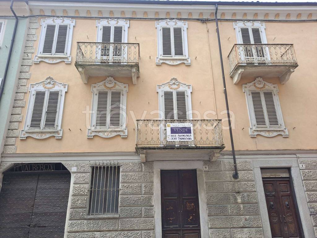 Intero Stabile in vendita a Costigliole d'Asti via Roma 8