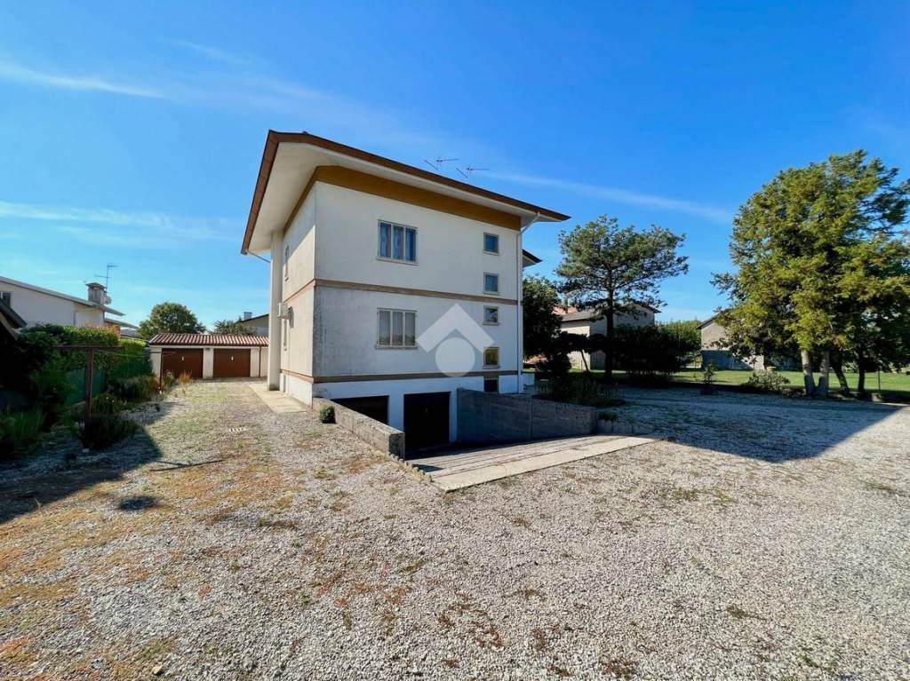 Villa Bifamiliare in vendita a Lestizza via di Selve, 6