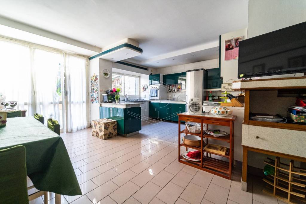 Villa in vendita a Napoli via Bernardo Cavallino, 51