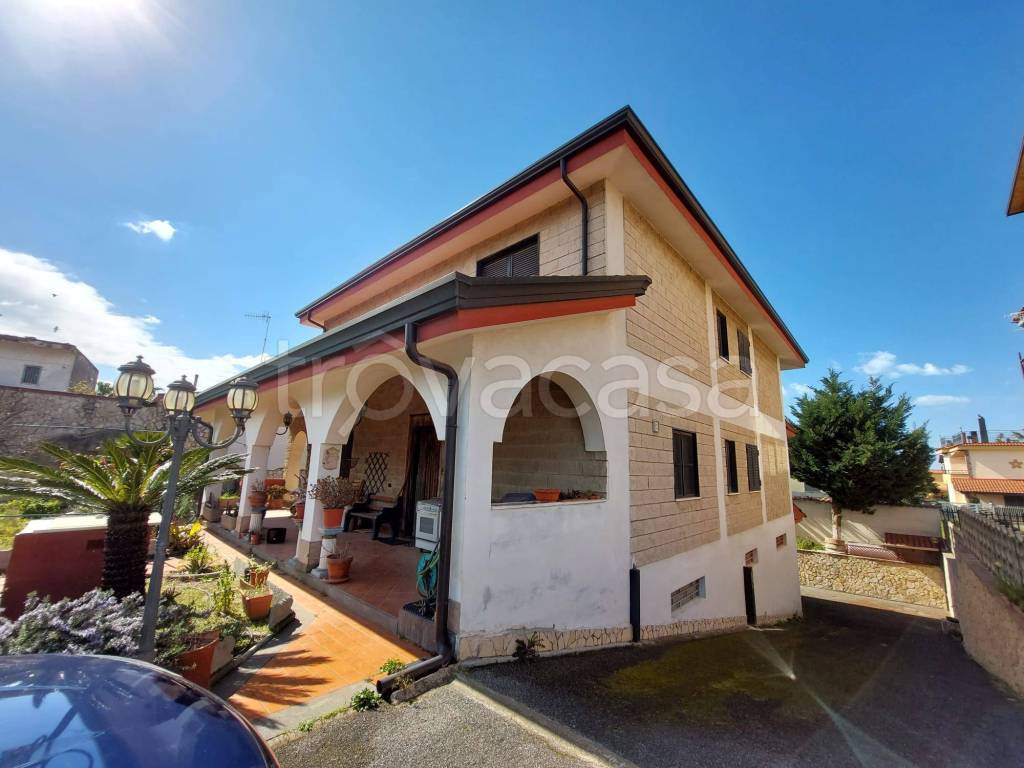 Villa Bifamiliare in vendita a Giugliano in Campania