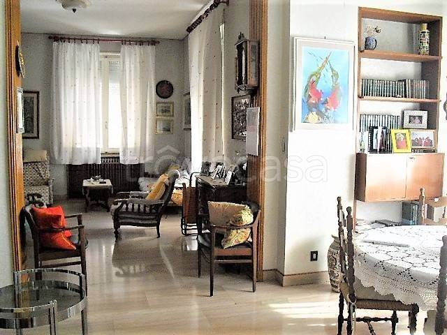 Appartamento in in vendita da privato a Nuoro via San Francesco, 10