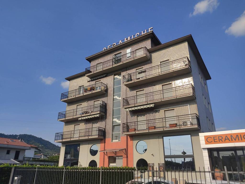 Appartamento in vendita a San Paolo d'Argon via Bergamo, 32