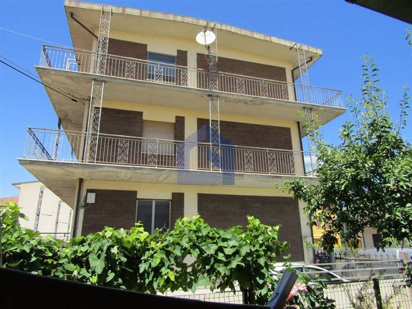 Appartamento in vendita ad Avezzano via Giuseppe Garibaldi