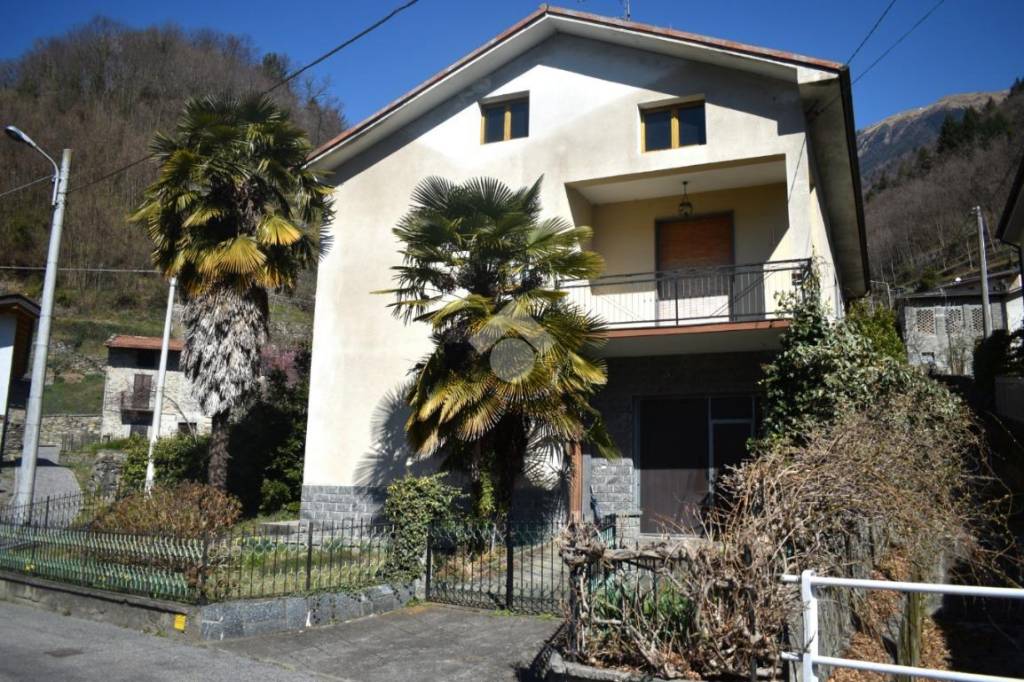 Casa Indipendente in vendita a Berbenno di Valtellina via valdorta, 212