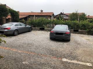 Posto auto in affitto a corte franca via vittorio veneto, 118