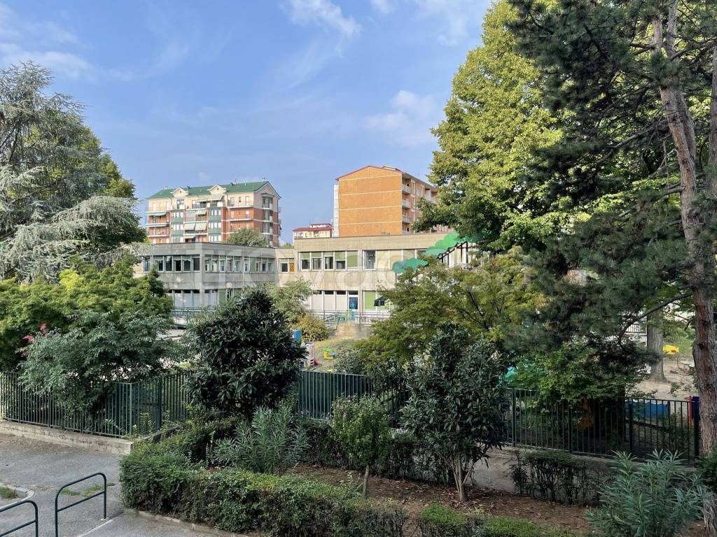 Appartamento in vendita a Torino via Alessandro Fleming, 16