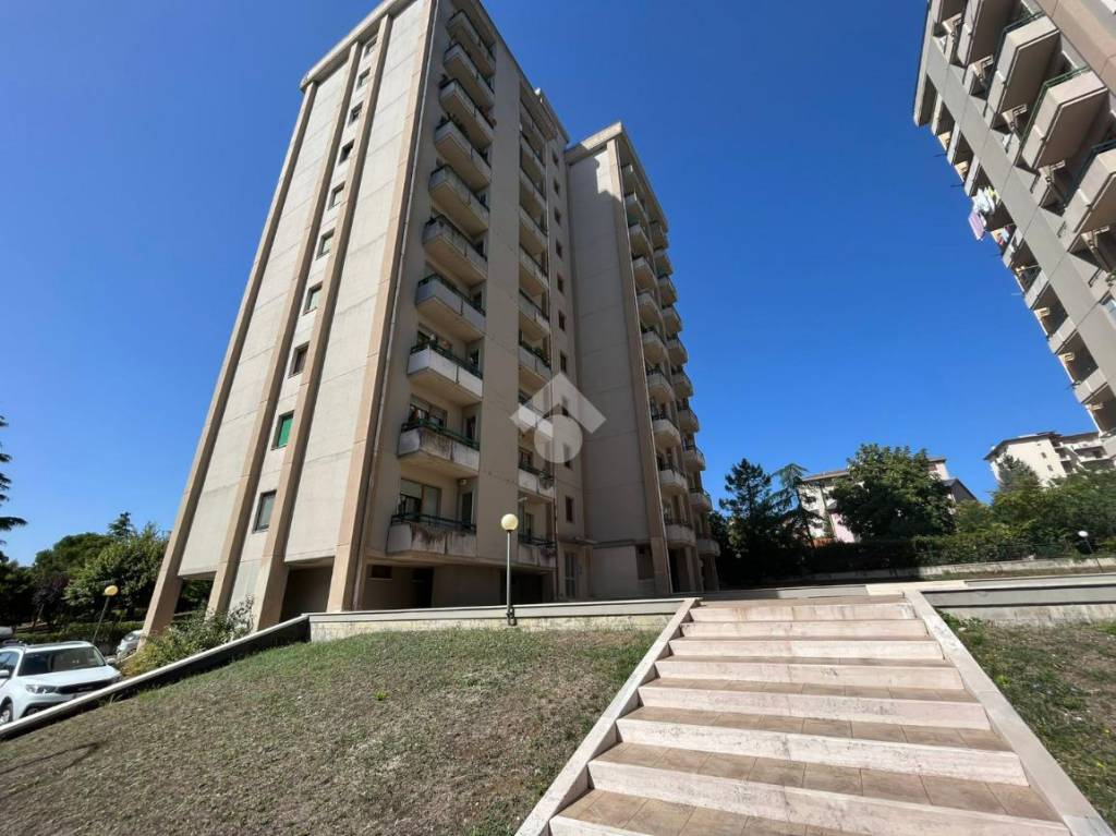 Appartamento in vendita a Campobasso via Lombardia, 70