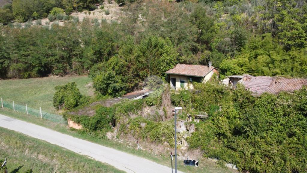 Rustico in vendita a Galzignano Terme via Biasiole, 24