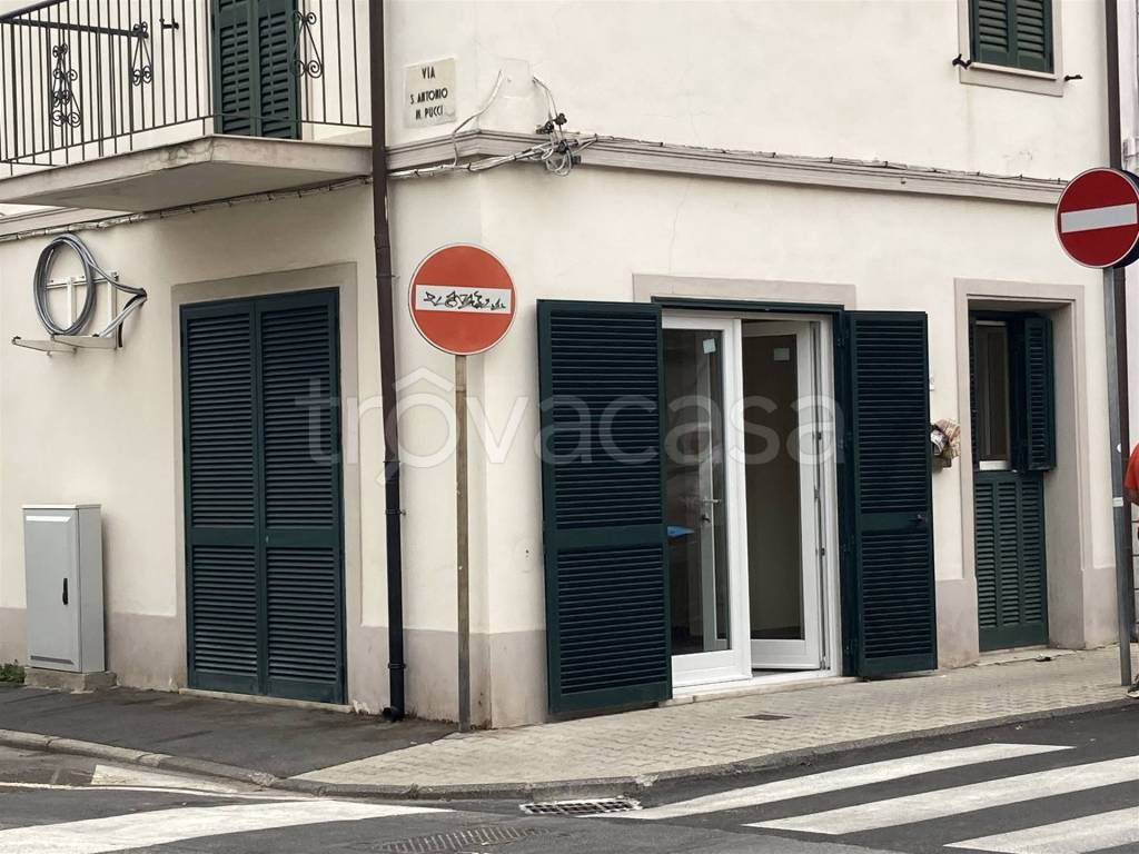 Ufficio in vendita a Viareggio