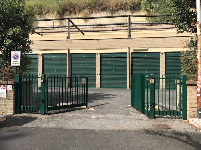 Garage in vendita a Roma via Pietro De Cristofaro