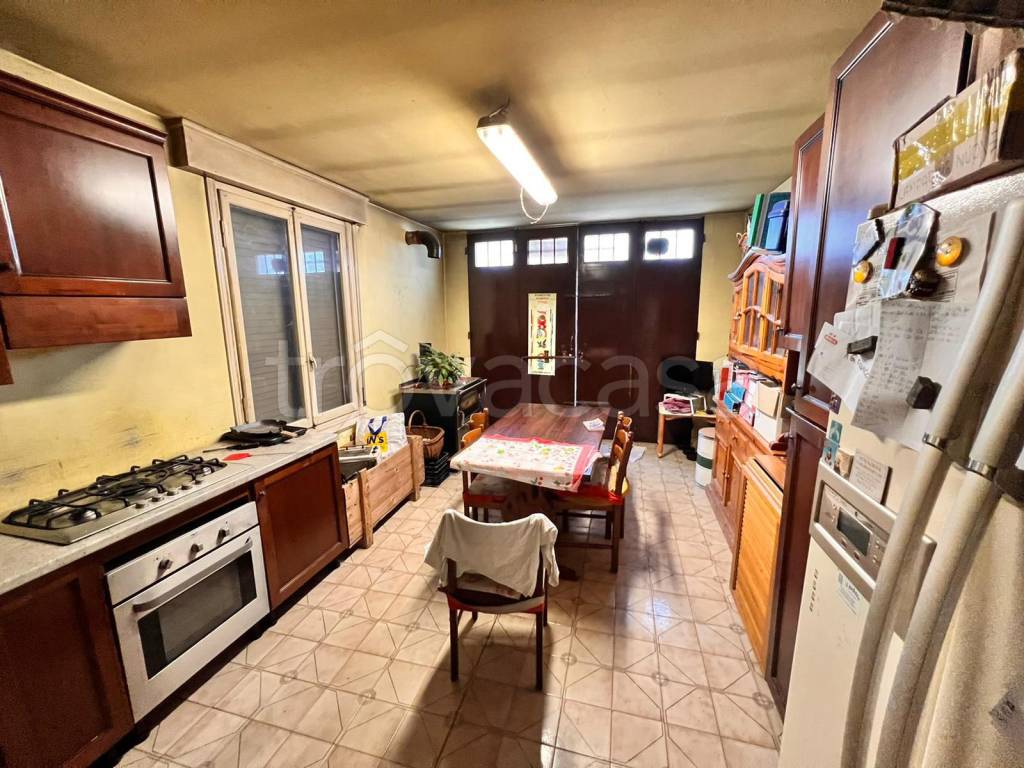 Villa Bifamiliare in vendita a Moglia via Giuseppe Garibaldi, 48