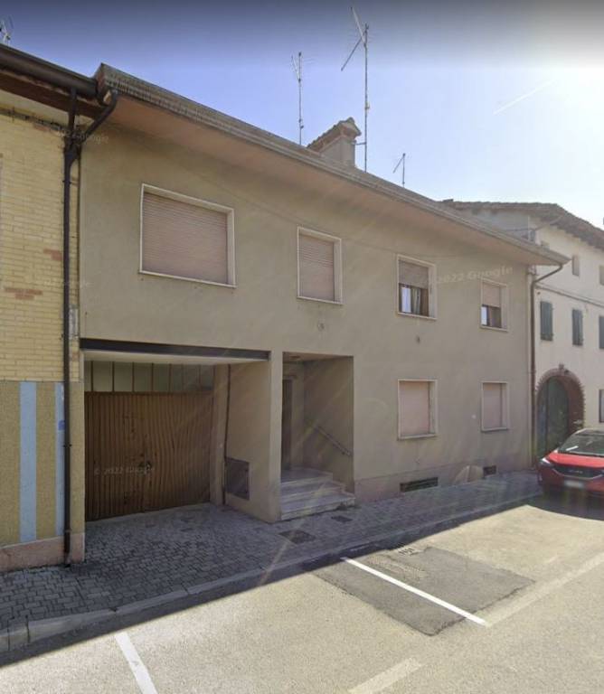 Intero Stabile in vendita a Valvasone Arzene via della Villa, 9