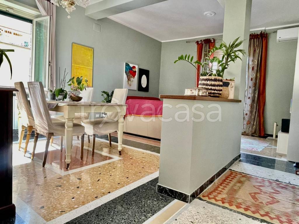 Appartamento in vendita a Roma viale Tirreno