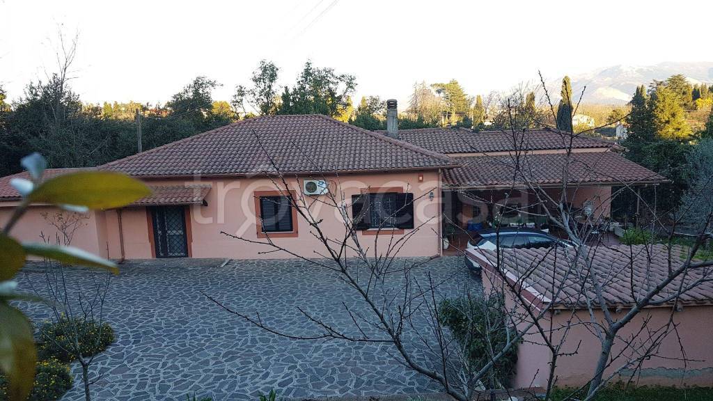 Villa in in vendita da privato a Velletri circonvallazione di Levante, 9