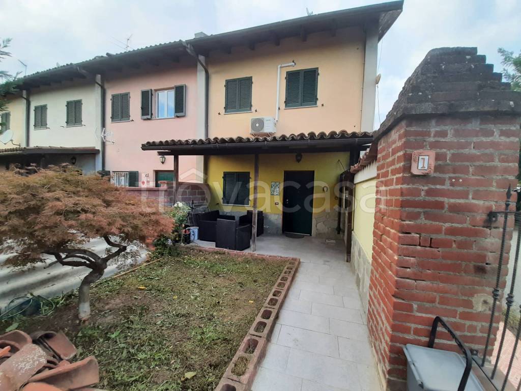 Villa a Schiera in vendita a Casal Cermelli via frugarolo