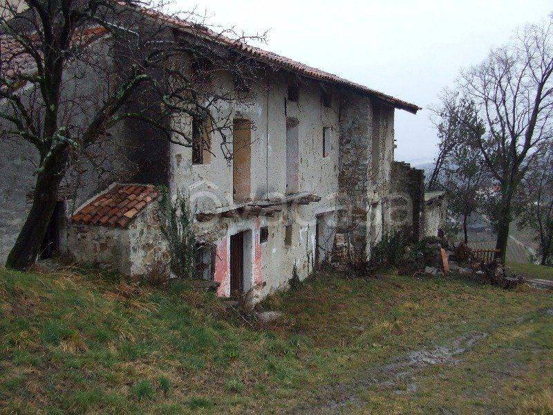 Casale in in vendita da privato a San Floriano del Collio via Scedina, 4