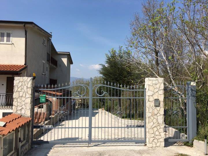 Villa Bifamiliare in vendita a Solofra via delle Vigne