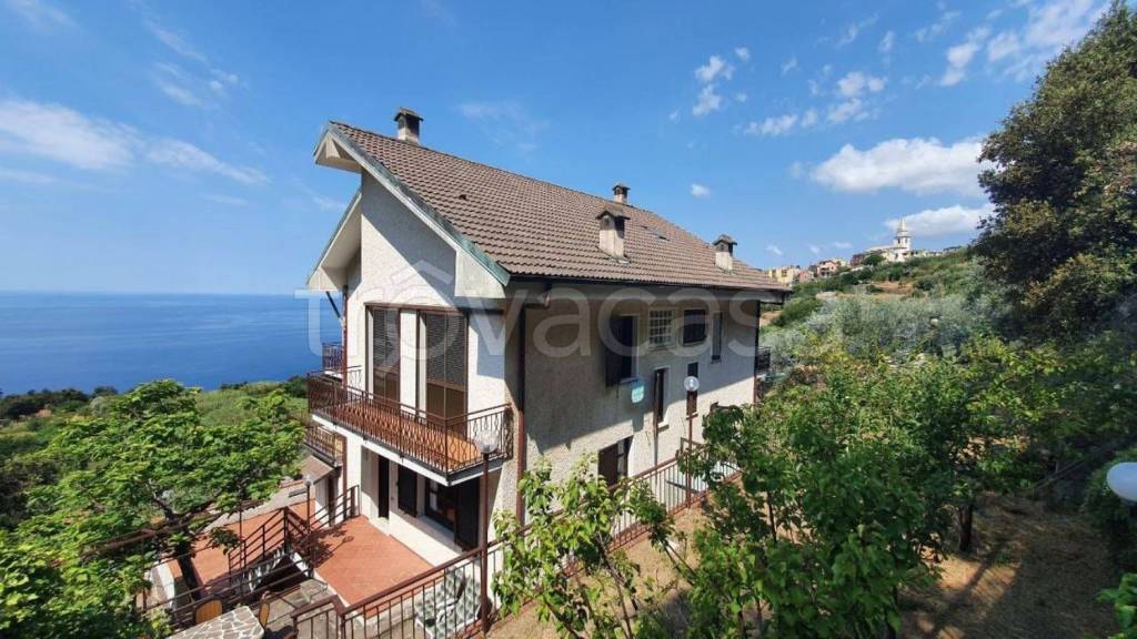 Villa in vendita a Moneglia frazione Lemeglio