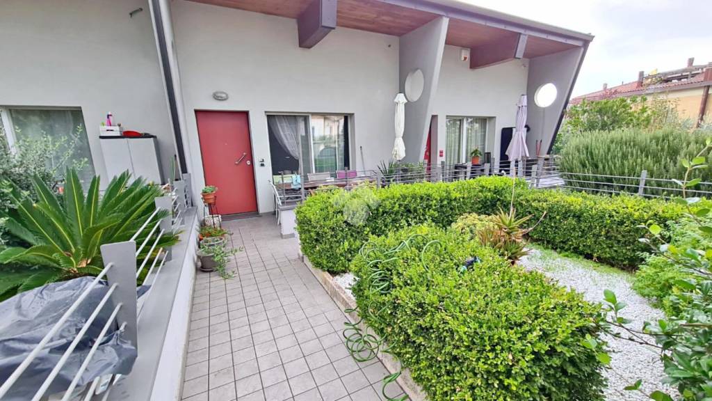 Villa a Schiera in vendita a Saludecio via roma