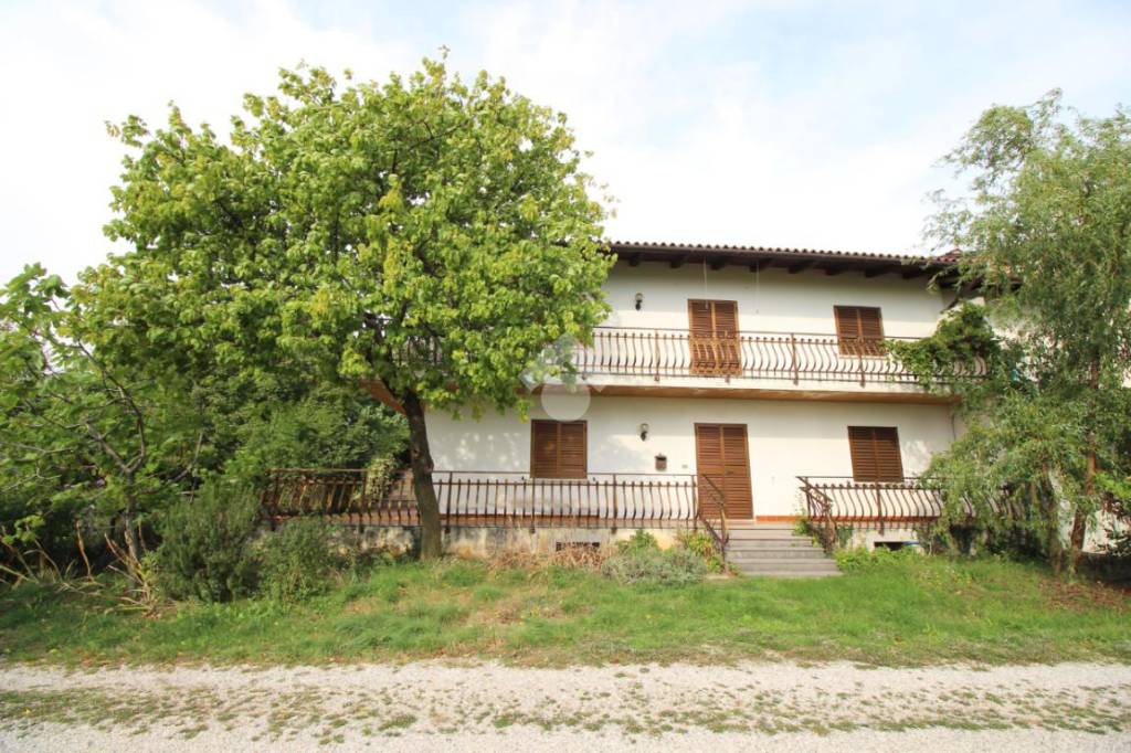 Villa Bifamiliare in vendita a Prepotto san Pietro di Chiazzacco, 112