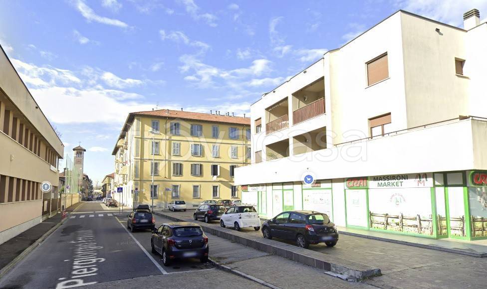 Appartamento in vendita a Monza via Antonio Cederna, 24
