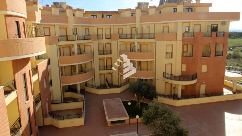 Appartamento in vendita a Guidonia Montecelio via Luigi Pirandello