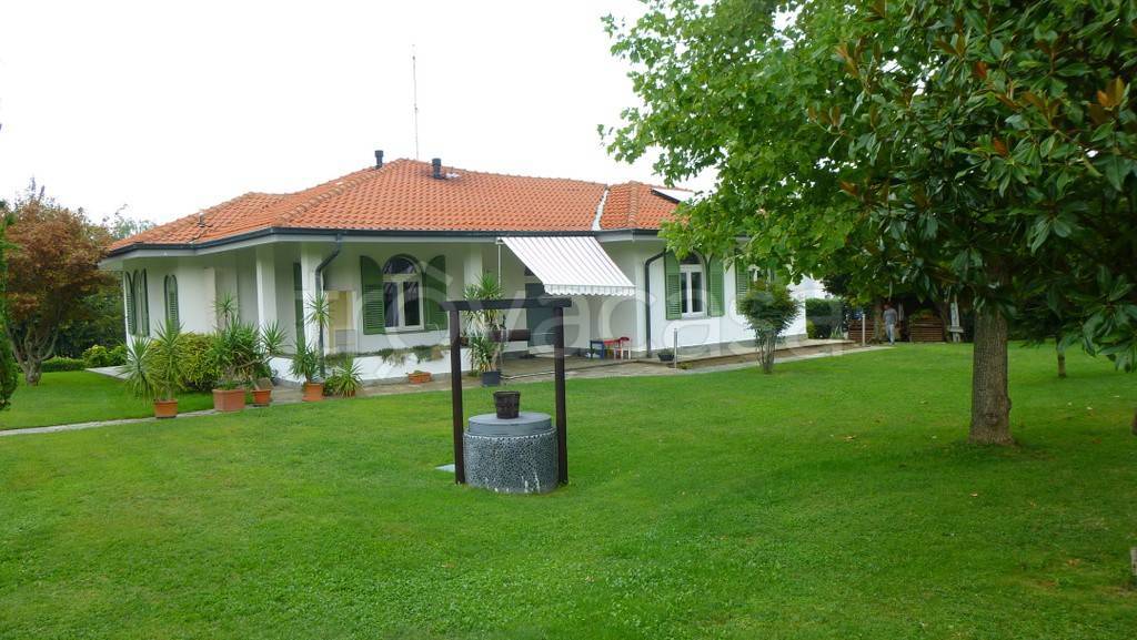 Villa in vendita a Chieri strada Valle Ceppi