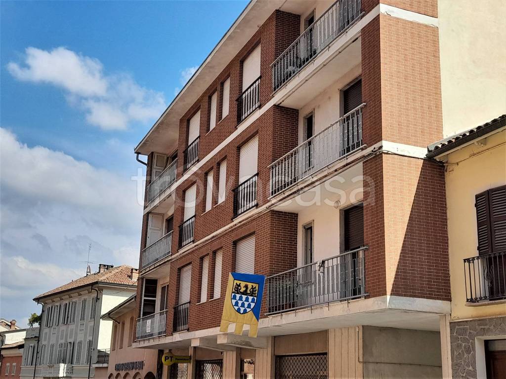 Appartamento in vendita a Castell'Alfero via Roma, 25