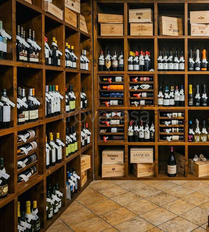 Enoteca/Wine Bar in in vendita da privato ad Arezzo